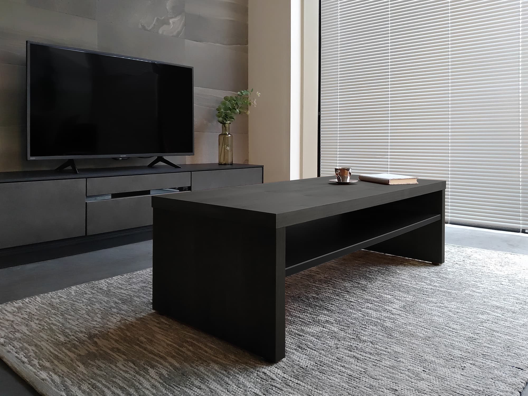 リビングテーブル